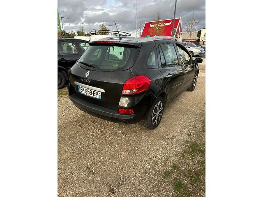 Clio VF1KR1F0H41030006 2009 occasion 93100 Saran