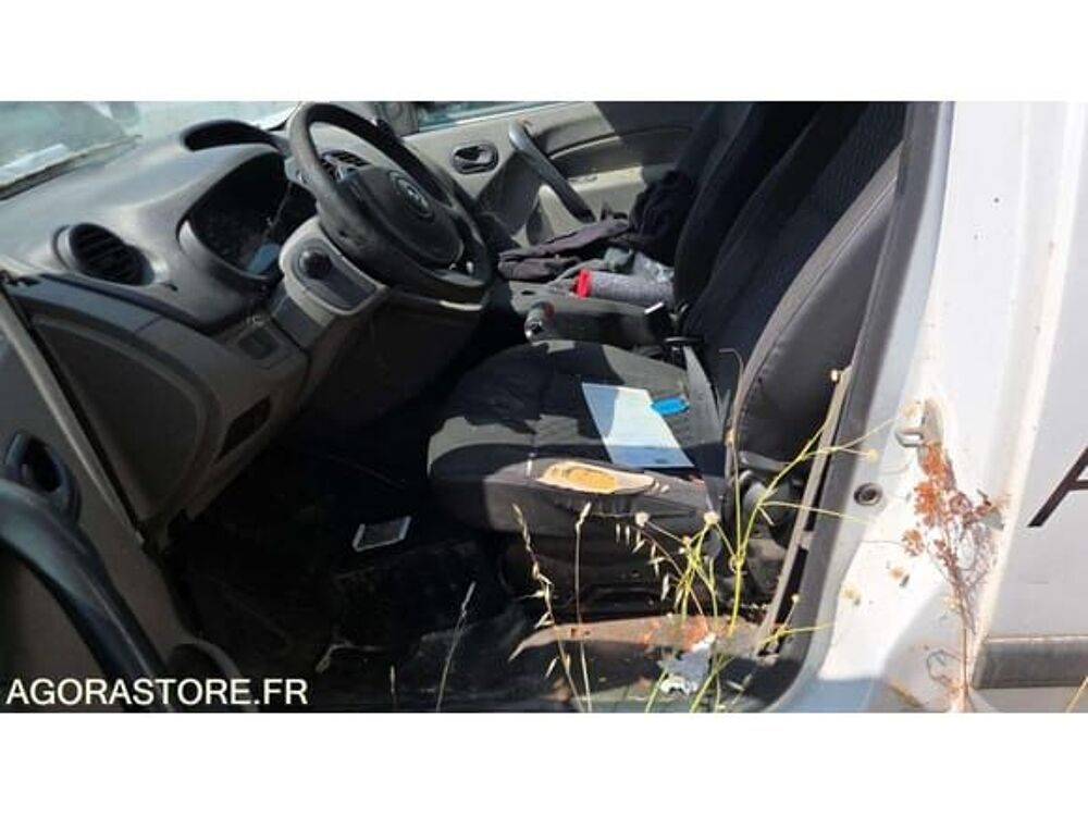Kangoo VF1FW1AB540698148 occasion 93100 Aix-En-Provence