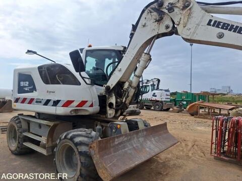 Tracto Pelle 2016 occasion 93100 Gellainville