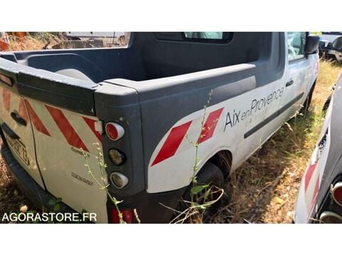 Kangoo VF1FW1AB540698148 occasion 93100 Aix-En-Provence