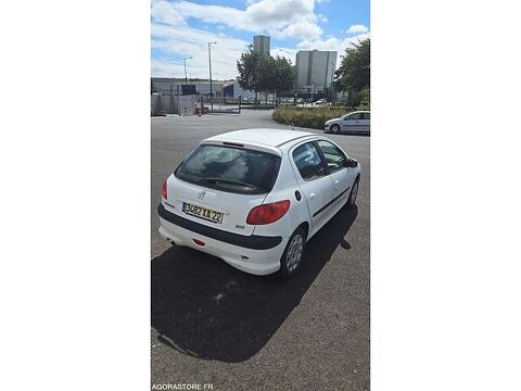206 VF32AKFWF44474263 occasion 93100 Lamballe-Armor