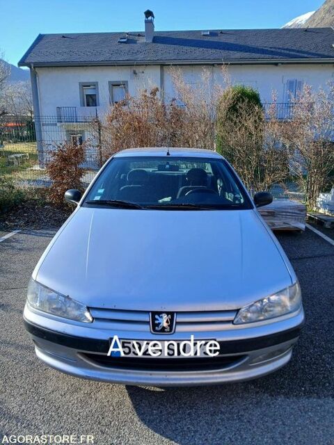 Peugeot 406 VF38BLFYT80570675 CI 1998 occasion Saint-Jean-De-Maurienne 93100