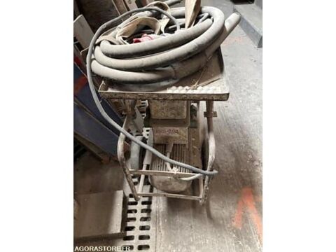 Autres Equipements  occasion 93100 Belmont-Tramonet