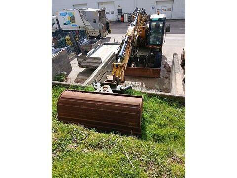 Engin de Chantier / BTP Tracto Pelle 2012 occasion Les Pieux 93100