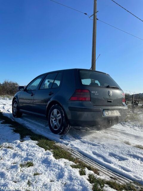 Golf WVWZZZ1JZ3B088431 2003 occasion 93100 Beaumont-En-V&eacute;ron