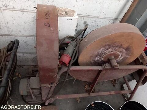 MEULE D'AFFUTAGE SUR ROUES BELLEME - industrial equip... 60 93100 Bellême