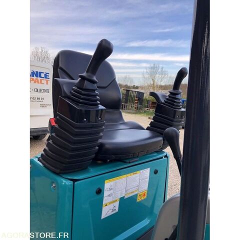 Tracto Pelle 2023 occasion 93100 Savignac