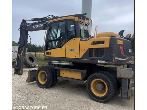 Tracto Pelle  occasion 93100 Sarras