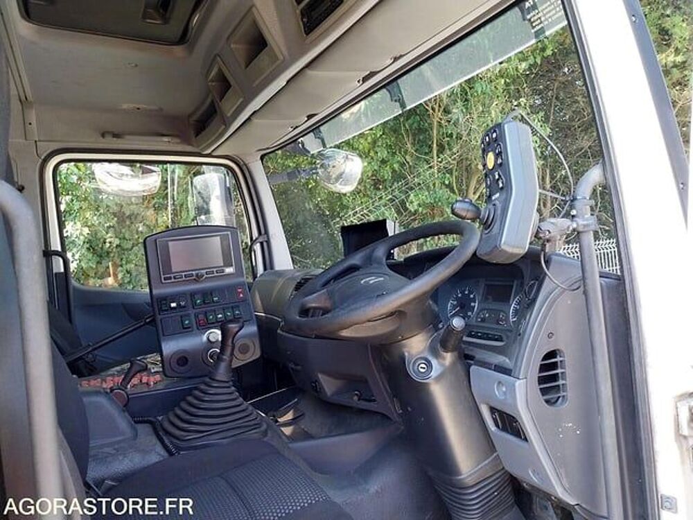   occasion 93100 Mont&eacute;limar