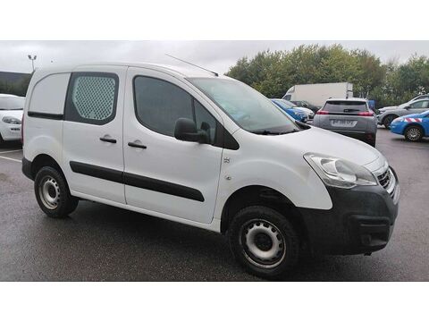 Annonce voiture Peugeot Partner 2200 €