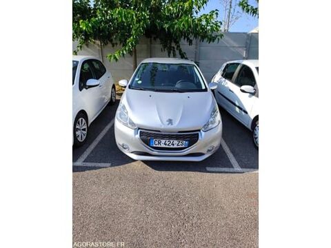 Peugeot 208 VF3CC8HR0DY010547  occasion La Crau 93100