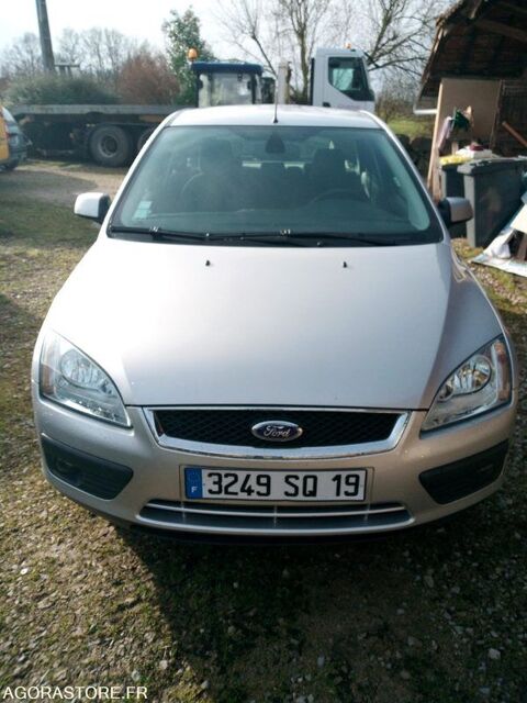Ford Focus WF05XXWPD55E73257 2006 occasion Saint-Germain-Du-Bois 93100