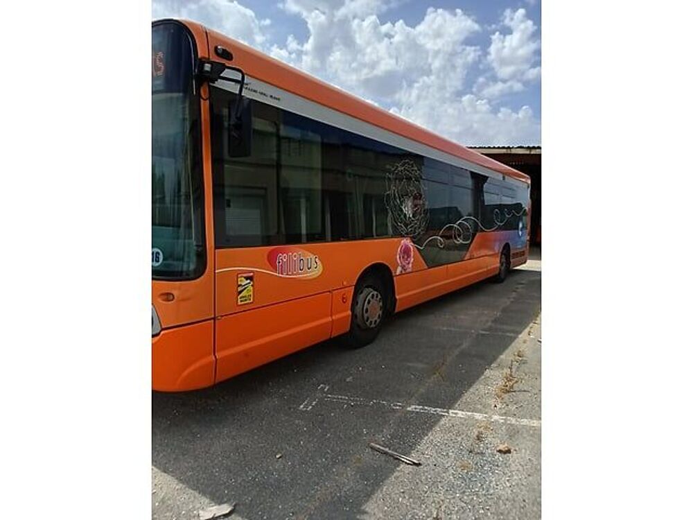   occasion 93100 Luc&eacute;