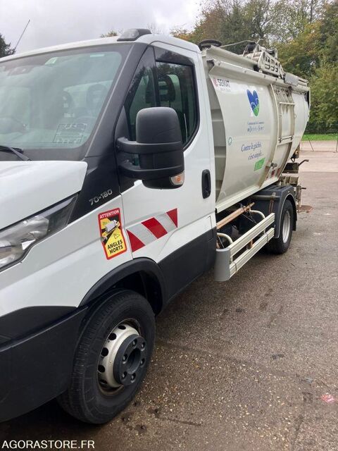 Camion magasin Camion magasin 2017 occasion Desvres 93100