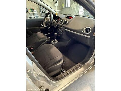 Clio VF1BR1B0A35467686 occasion 93100 Four