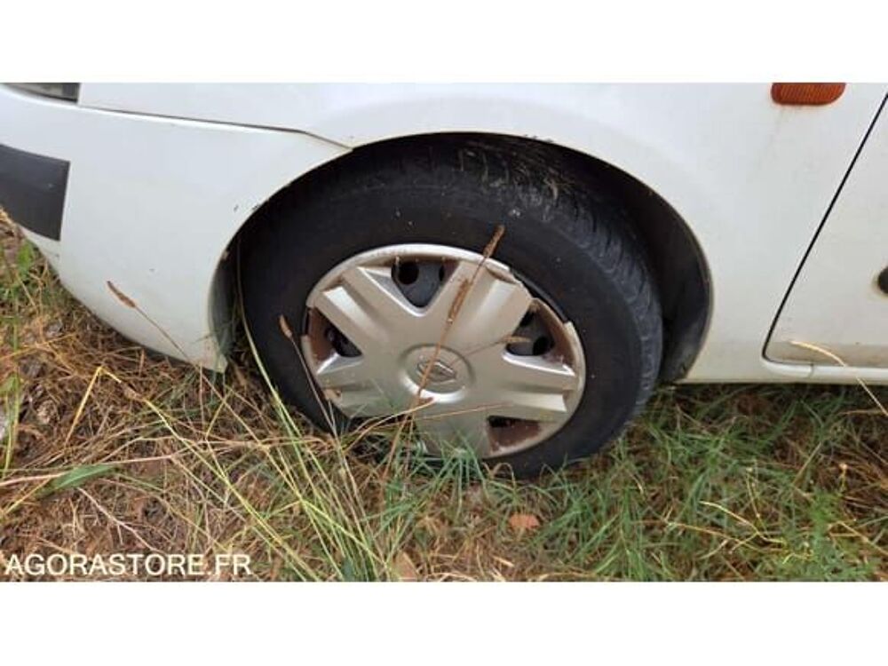 Clio VF1BB0FCF27076377 occasion 93100 Aix-En-Provence