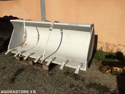 Utilitaire Pieces d&eacute;tach&eacute;es et accessoires Engins BTP  occasion Savignac 93100