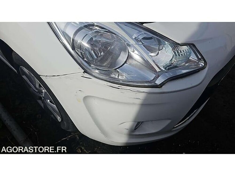C3 VF7SC8HR4CA582882 occasion 93100 Moulins