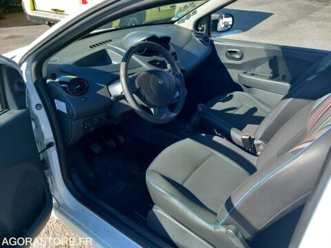 Twingo VF1CNJ60551467855 occasion 93100 Annecy