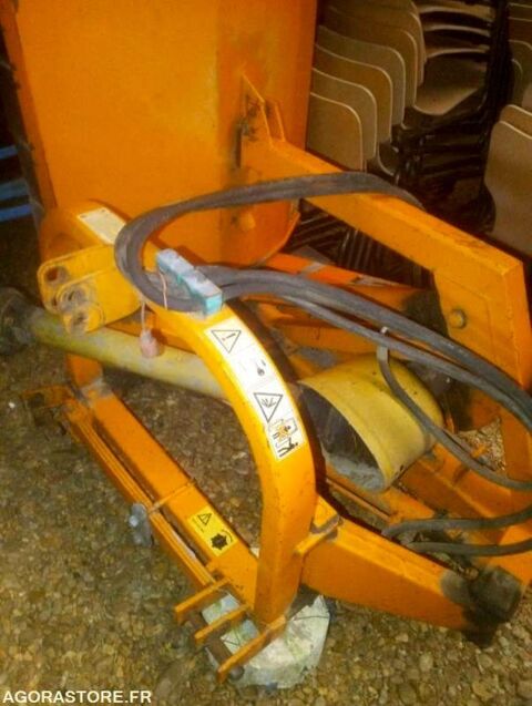 Utilitaire Pieces d&eacute;tach&eacute;es et accessoires Mat&eacute;riel Agricole  occasion Giffaumont-Champaubert 93100