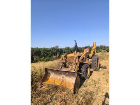 Tracto Pelle  occasion 93100 Saint Cirice