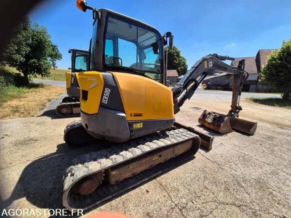 Tracto Pelle 2016 occasion 93100 Tralaigues