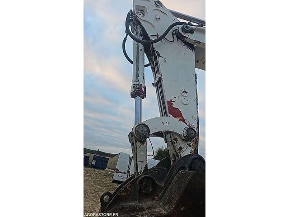 Tracto Pelle 2008 occasion 93100 Gellainville