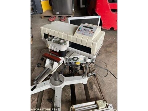 Gravograph Machine de gravure Gravograph IS200   plus... 450 93100 Louhans