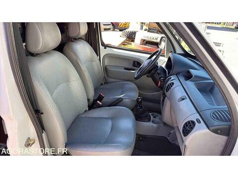 Kangoo VF1FC07AF31639867 occasion 93100 Bourg-En-Bresse