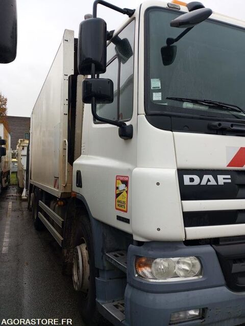 Camion magasin Camion magasin 2005 occasion Malestroit 93100