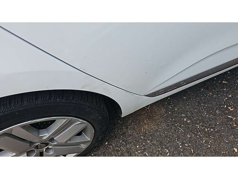 Clio VF1RJA00964555877 occasion 93100 Chameyrat