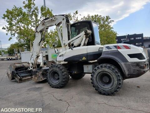 Tracto Pelle 2016 occasion 93100 Montreuil