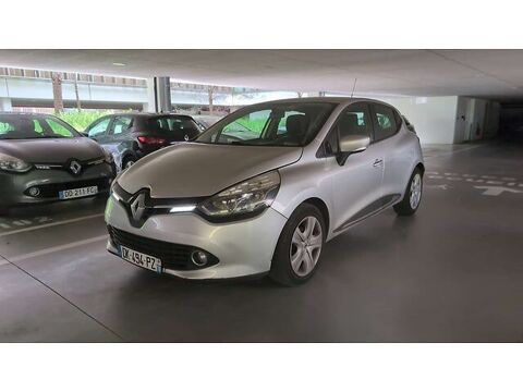 Annonce voiture Renault Clio 390 €