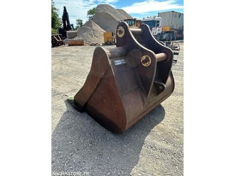 Pieces d&eacute;tach&eacute;es et accessoires Engins BTP  occasion 93100 Formigny La Bataille
