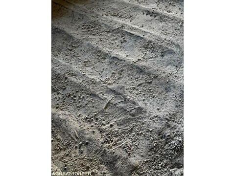 Pieces d&eacute;tach&eacute;es et accessoires Engins BTP  occasion 93100 Belmont-Tramonet