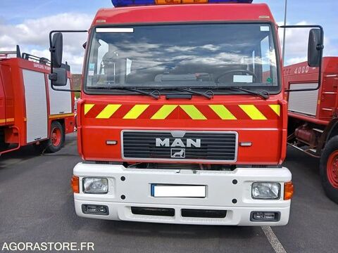 Annonce voiture Camion magasin Camion magasin 2000 €
