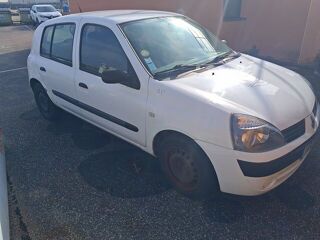 Clio VF1BB2T0531802424 occasion 93100 Bourg-En-Bresse