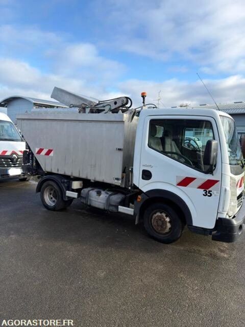 Annonce voiture Camion magasin Camion magasin 10900 €