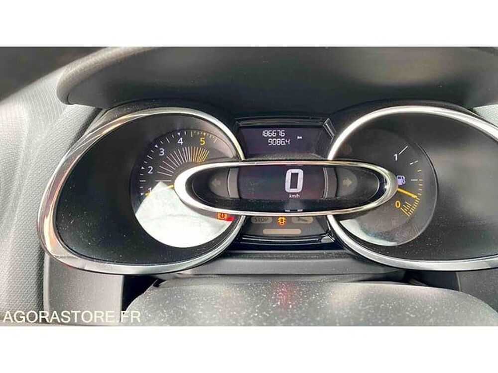 Clio VF15RJL0H51623700 occasion 93100 Bourg-En-Bresse