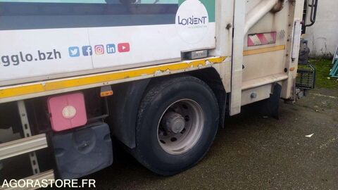  2015 occasion 93100 Lorient