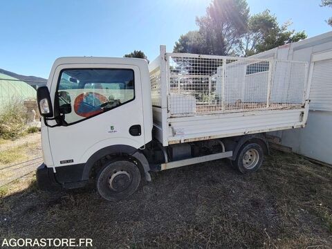 Cabstar VWASUFF24E4164735 2015 occasion 93100 Auriol