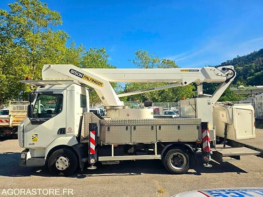   occasion 93100 Annecy