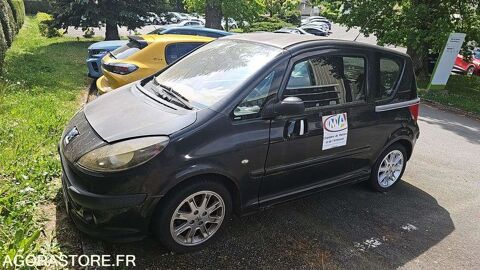 Peugeot 1007 VF3KM8HZC20095536 2007 occasion Montreuil 93100
