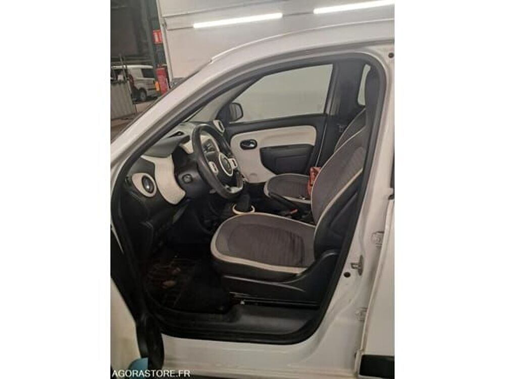 Twingo VF1AHB11553325975 occasion 93100 Saint-&Eacute;tienne