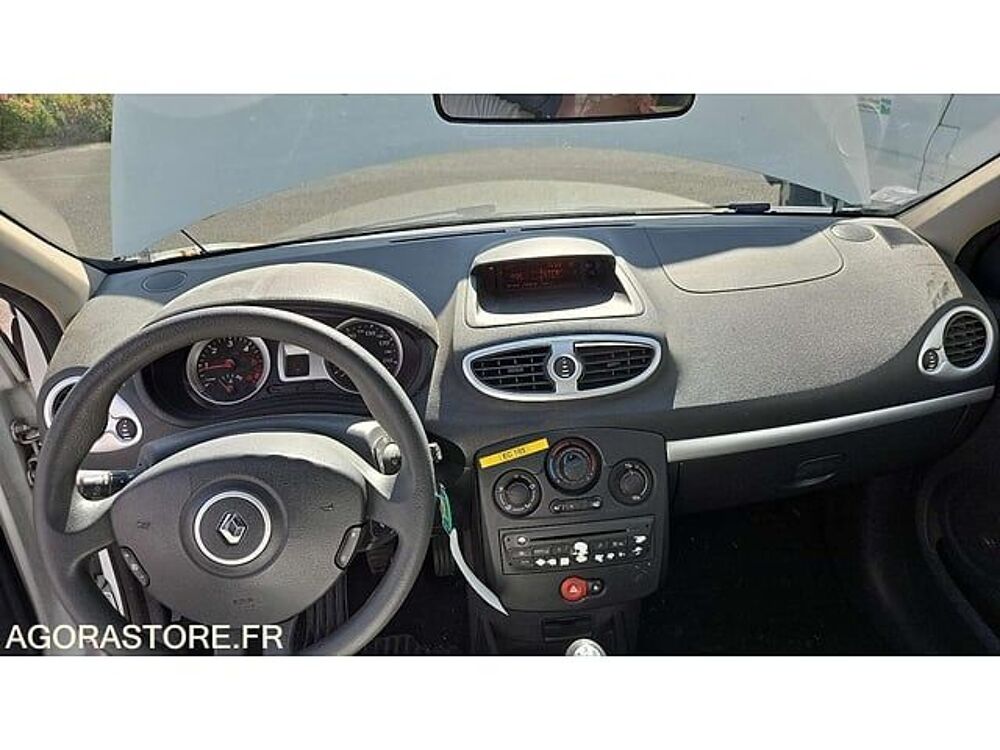 Clio VF1BR270E43954689 occasion 93100 Lamballe-Armor