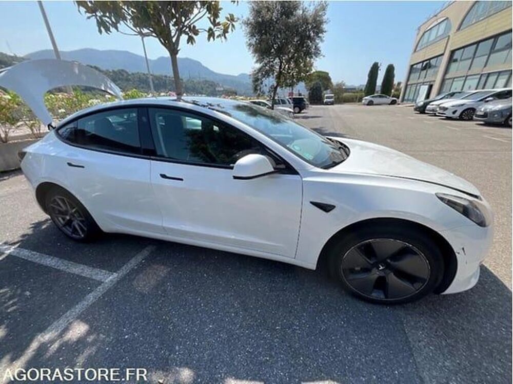 Model 3 LRW3E7FS0PC895544 occasion 93100 Grand Bourgtheroulde