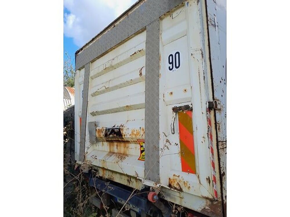   occasion 93100 Varennes Vauzelles