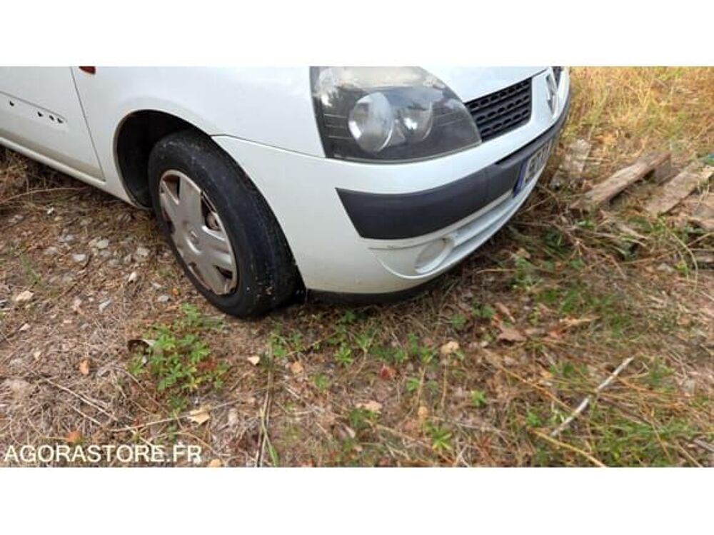 Clio VF1BB0FCF27076377 occasion 93100 Aix-En-Provence