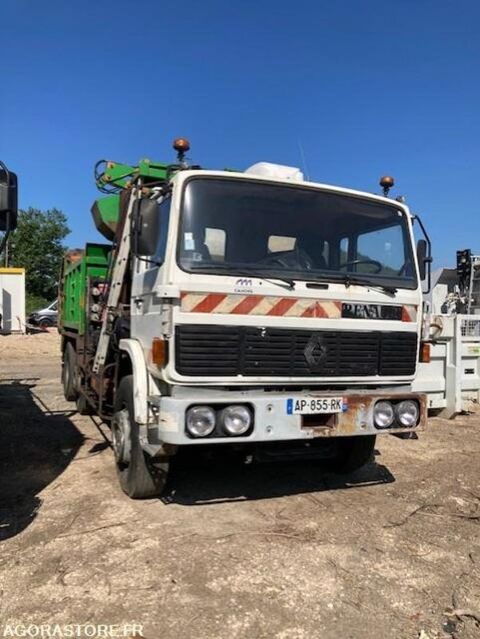 Camion magasin Camion magasin 1987 occasion Cahors 93100