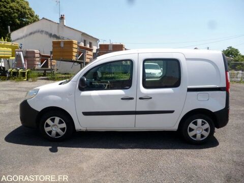 Kangoo VF1FW17B452648925 2015 occasion 93100 Angoul&ecirc;me